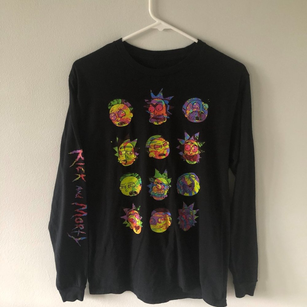 Rick And Morty Longsleeve Shirt Size Medium